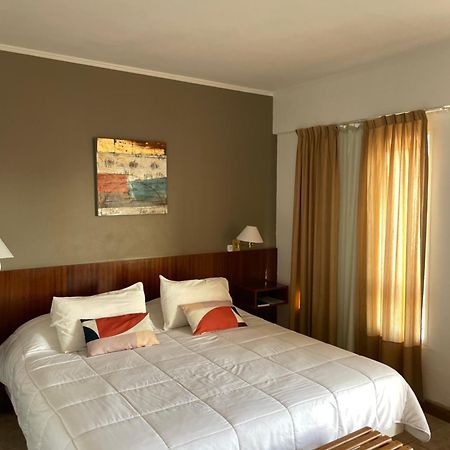 Julio Cesar Hotel Posadas Dış mekan fotoğraf